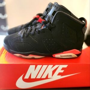Jordan 6 infrared (2019) size 7y (womens 9)